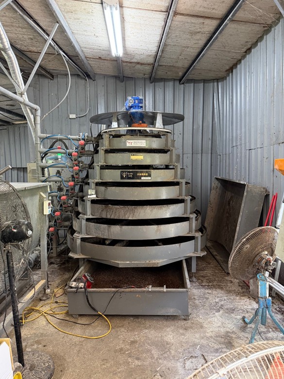 The seven-tier black soldier fly larval bioconversion system demonstrates the larvae’s growth process, with newly hatched larvae introduced at the top tier and gradually moving through each level as t